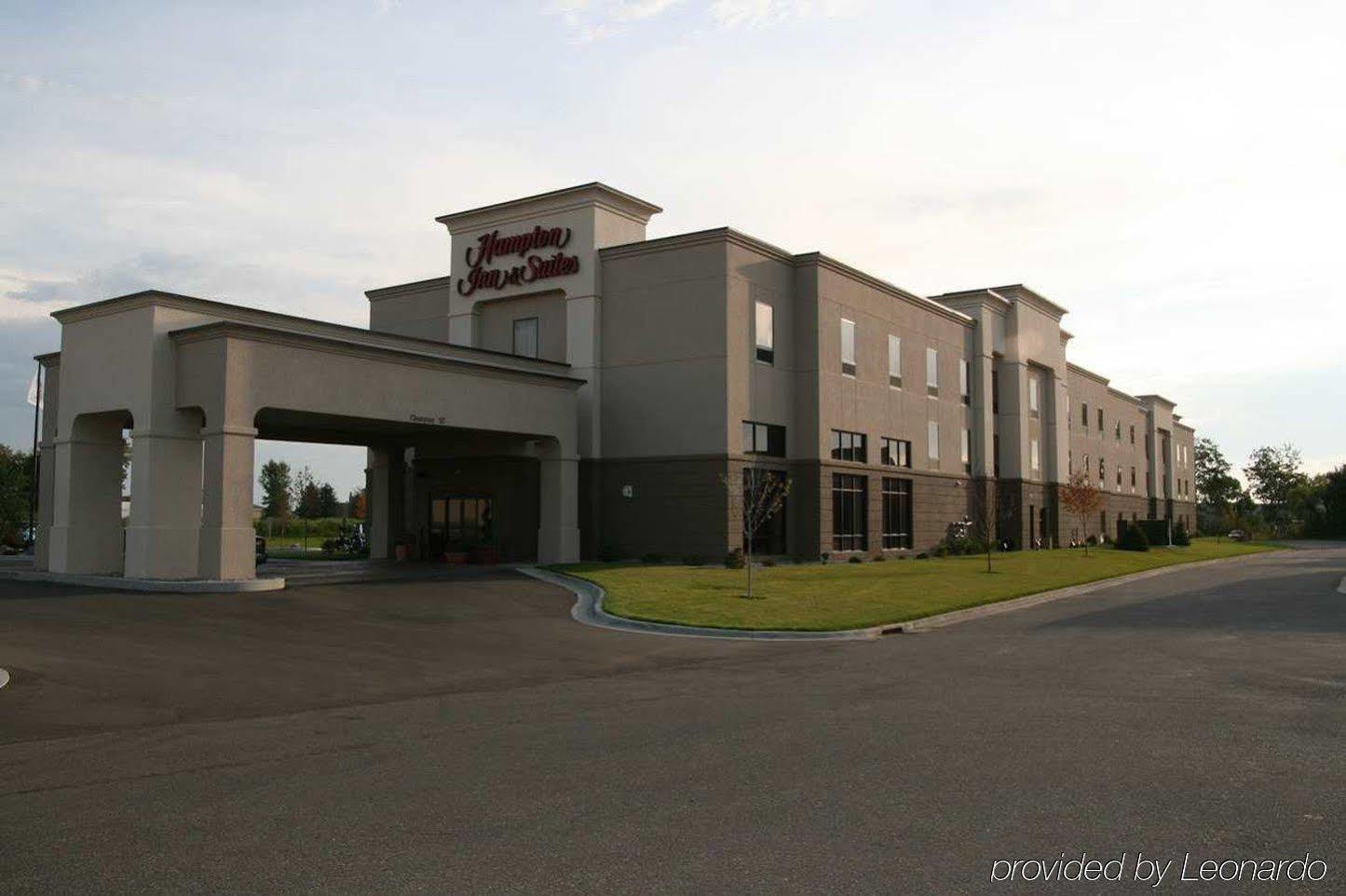 Hampton Inn And Suites Alexandria Exterior photo
