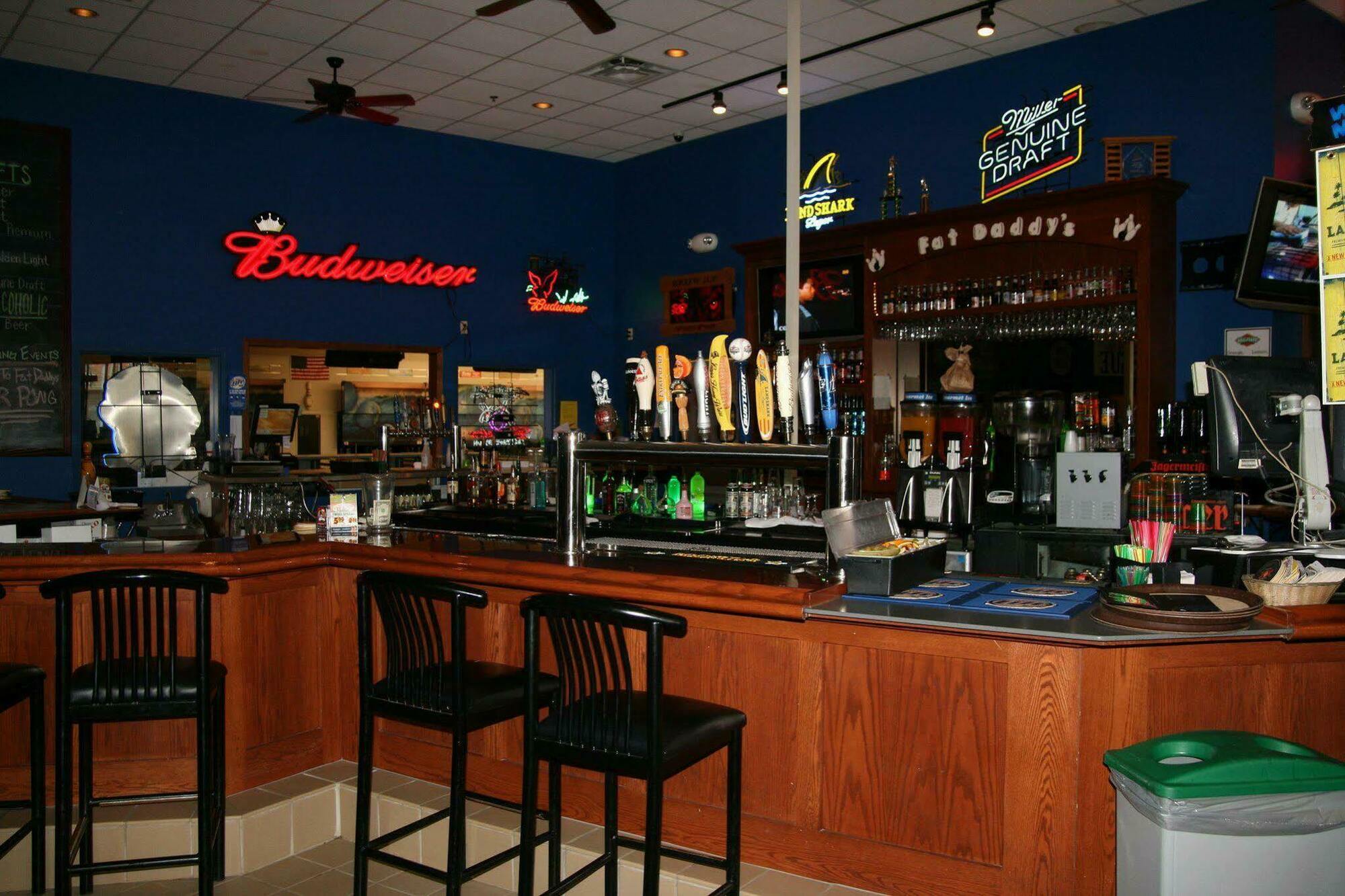 Hampton Inn And Suites Alexandria Restaurant photo