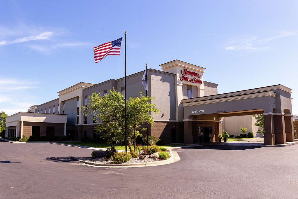 Hampton Inn And Suites Alexandria Exterior photo
